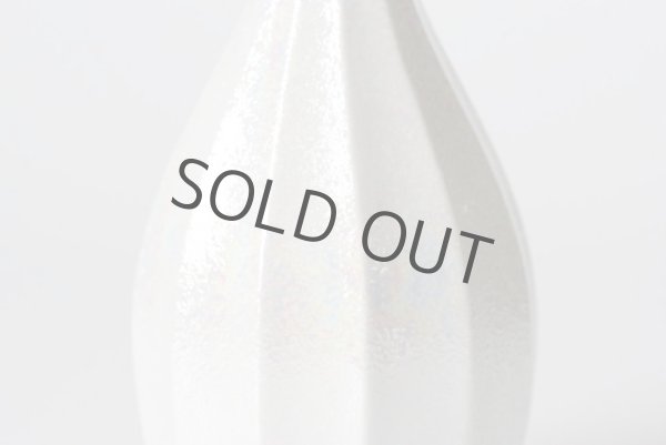 Photo3: Arita porcelain Japanese sake bottle & cups set white crystal glaze Seito 200ml (3)