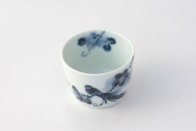 Photo1: Arita porcelain Japanese sake bottle & cups set bird grape Riso kiln 210ml