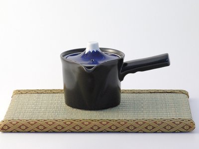 Photo2: Arita porcelain Japanese tea pot kyusu Mt. Fuji blue Tokushiti kiln 320ml