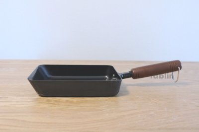 Photo1: Japanese Tamagoyaki Omelette Egg Frying Pan wooden handle Wahei made in Japan