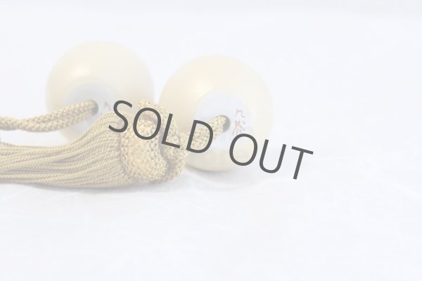 Photo4: Weight for Japanese hanging scroll FUCHIN stone Kutani porcelain gold pearl-like (4)