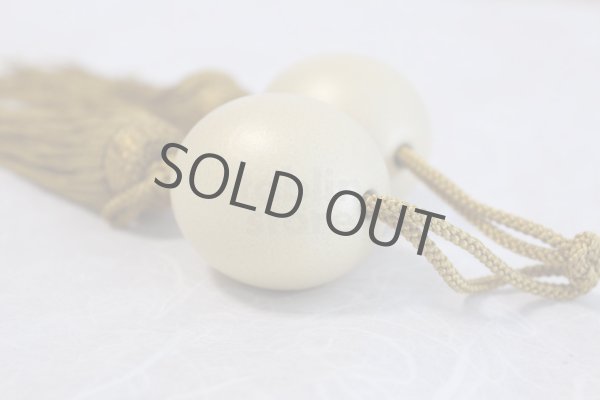 Photo3: Weight for Japanese hanging scroll FUCHIN stone Kutani porcelain gold pearl-like (3)