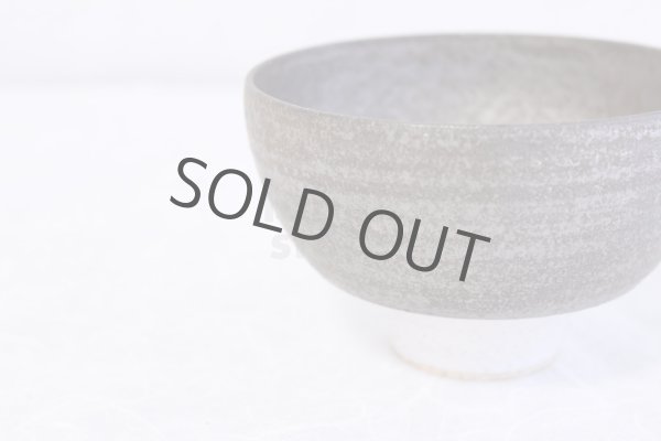 Photo3: Kiyomizu porcelain Japanese matcha tea bowl white n wan Daisuke Tokinoha (3)