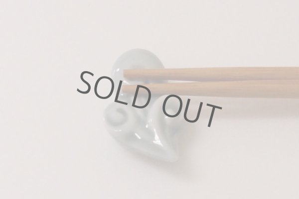 Photo4: Arita Japanese Chopsticks rest kachoufugetsu set of 4  (4)