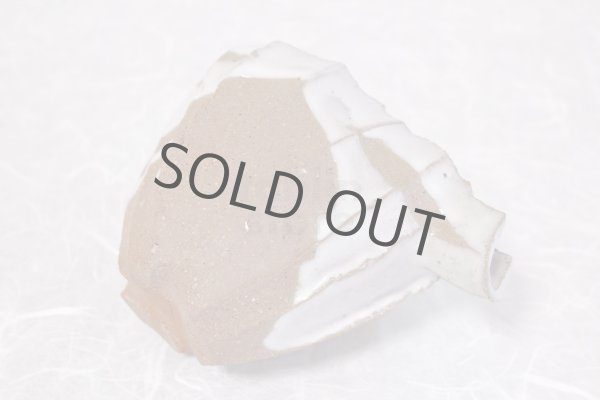 Photo6: Bizen ware pottery Sake bottle reishu white glaze Tomoyuki Oiwa 250ml (6)