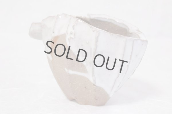 Photo2: Bizen ware pottery Sake bottle reishu white glaze Tomoyuki Oiwa 250ml (2)