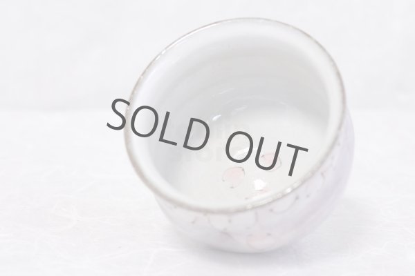 Photo4: Kutani ware tea bowl Hanachirashi ippuku chawan Matcha Green Tea Japanese (4)