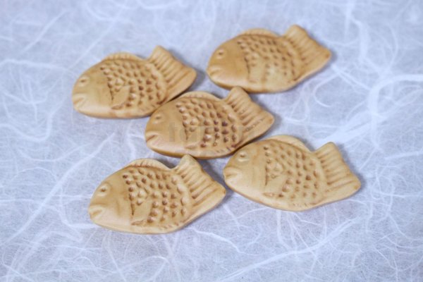Photo3: Hasami Japanese Chopsticks rest taiyaki set of 5 w/box (3)