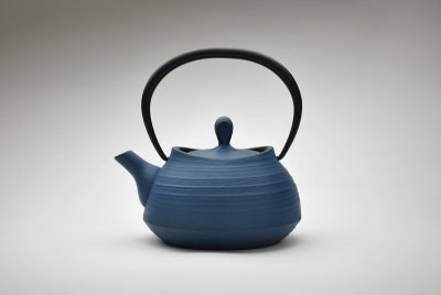 Photo1: ITCHU-DO HAKEME Japanese Cast Iron Nambu tea pot Japan blue 400ml