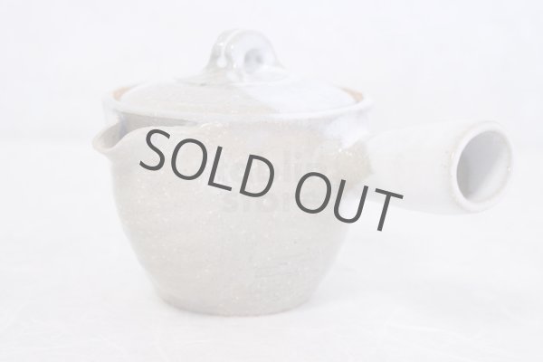 Photo3: Hagi ware Senryuzan climbing kiln Japanese tea pot kyusu Kake white glaze 280ml (3)