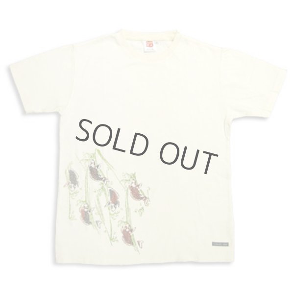 Photo3: Natural and Hand dyes Mitsuru unisexed T-shirt made in Japan climbing carp (3)