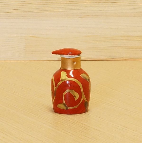 Photo1: Arita imari sd Porcelain Japanese soy sauce bottle  sekinoukarakusa 100ml (1)