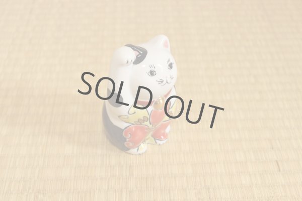Photo6: Maneki Neko Japanese Lucky Cat Kutani Porcelain flower iroe H11.5cm (6)