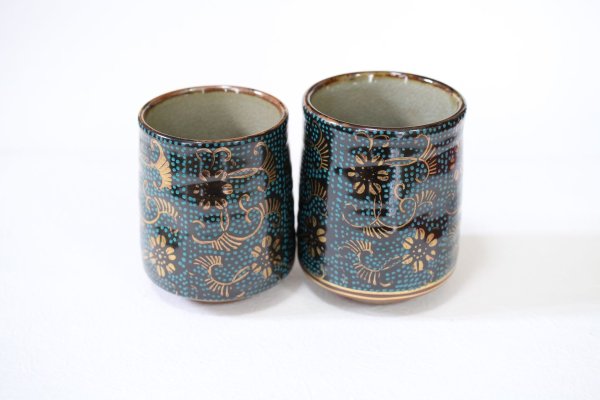 Photo1: Kutani Porcelain Japanese tea cups yon seiryutessen  (set of 2) (1)