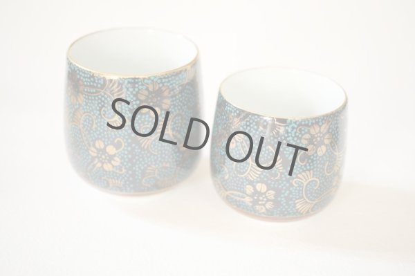 Photo3: Kutani porcelain Futatuki Yunomi kai blue gold aotibu Japanese tea cup (set of 2) (3)