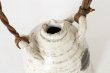 Photo5: Shigaraki pottery Japanese small vase white glaze wood handle maru H 75mm (5)