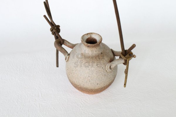 Photo10: Shigaraki pottery Japanese small vase mimituki wood handle H 7cm (10)