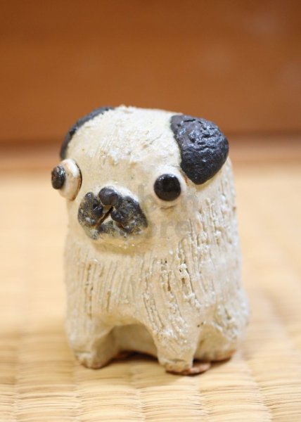 Photo1: pug dog Shigaraki pottery Japanese doll H6cm (1)