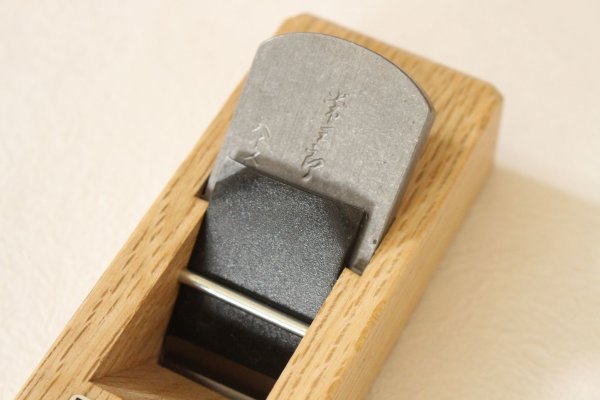 Photo7: Japanese smoothing plane Tsunesaburo SKH51 steel Easy maintenance blade small (7)