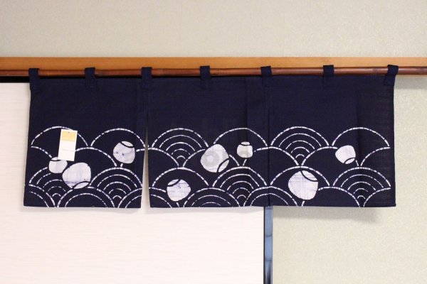 Photo2: Kyoto Noren SB Japanese batik door curtain Nami Wave navy blue 85cm x 30cm (2)