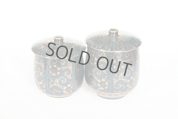 Photo2: Kutani porcelain Futatuki Yunomi blue gold aotibu Japanese tea cup (set of 2) (2)