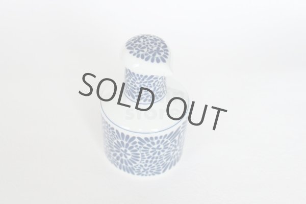 Photo6: Arita porcelain Japanese soy sauce pot bottle tako karakusa blue 200ml (6)