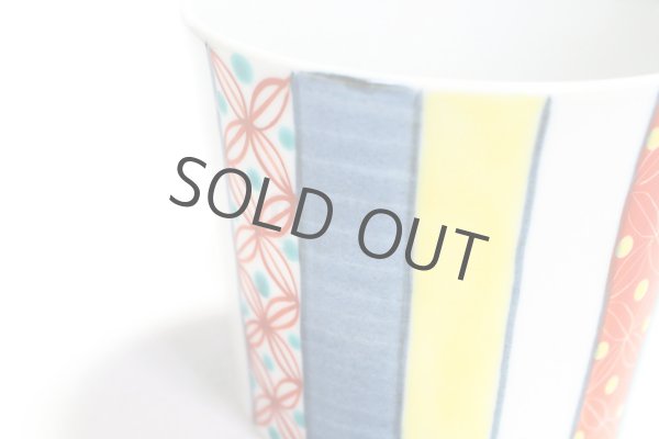 Photo3: Kutani Porcelain Japanese mug coffee tea cup komontogusa D 8.7cm (3)