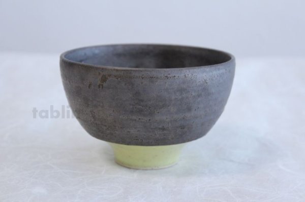Photo1: Kiyomizu porcelain Japanese matcha tea bowl yellow wan Daisuke Tokinoha (1)