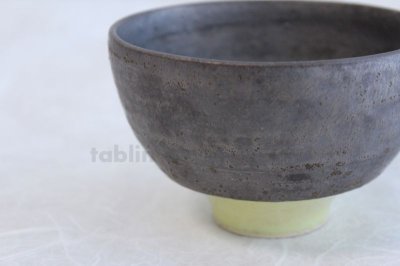 Photo3: Kiyomizu porcelain Japanese matcha tea bowl yellow wan Daisuke Tokinoha