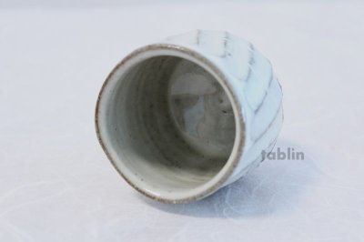 Photo1: Hagi yaki ware Japanese tea cups pottery white glaze yunomi ki set of 2