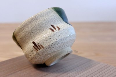 Photo2: Mino yaki ware Japanese tea bowl Oribe nodate yarokuya chawan Matcha Green Tea