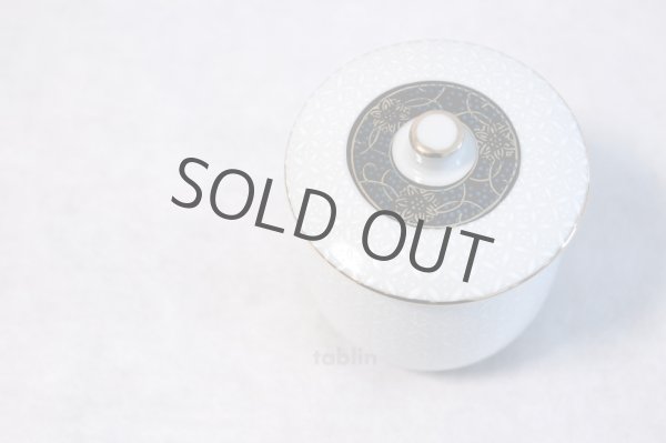 Photo4: Kutani porcelain Futatuki Yunomi shippo blue white Japanese tea cup (set of 2) (4)