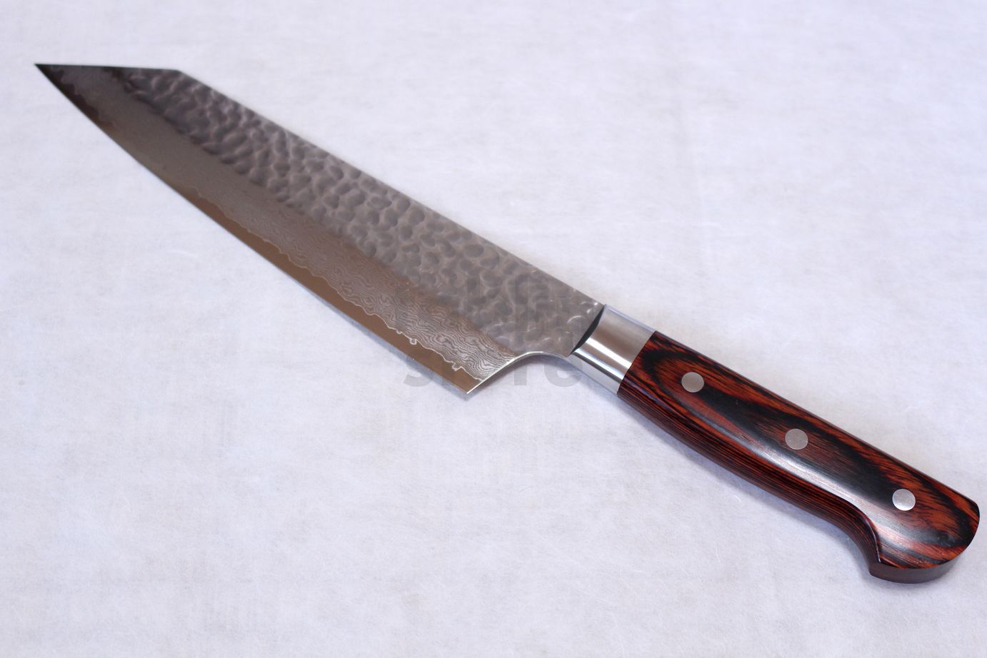 SAKAI TAKAYUKI hammered Damascus 33 layer VG-10 Japanese knife 