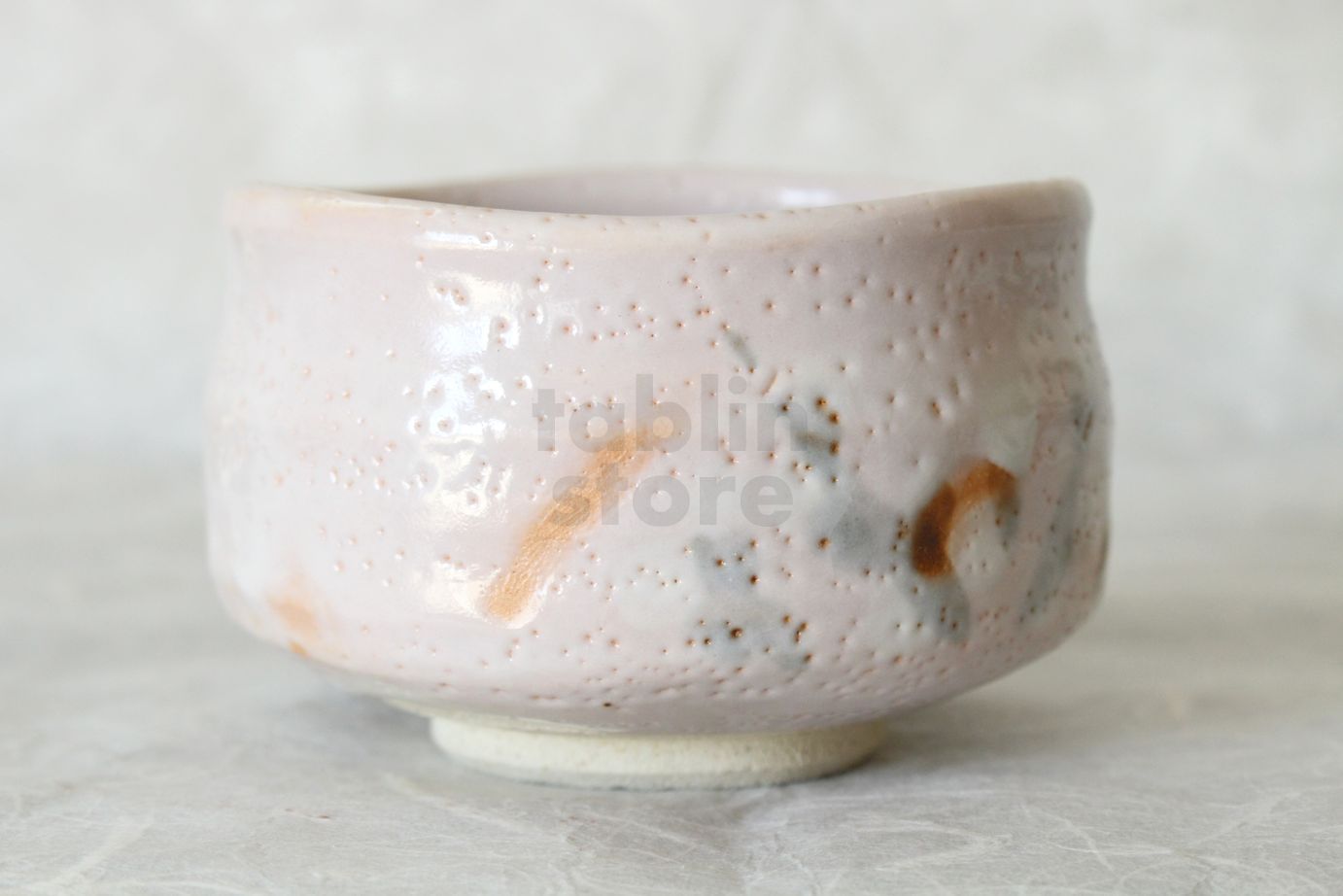 Mino ware Japanese Sushi Yunomi Chawan Tea Cup Hilarious Octopus Pale Purple 
